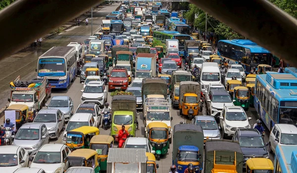 Featured Image of Hennur Bagalur Road Traffic